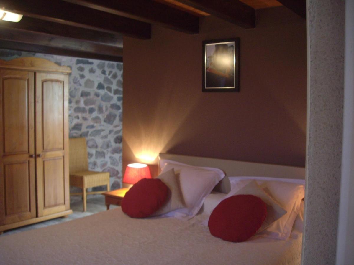 Ferme De Lamourio Saint-Cernin (Cantal) Exterior foto