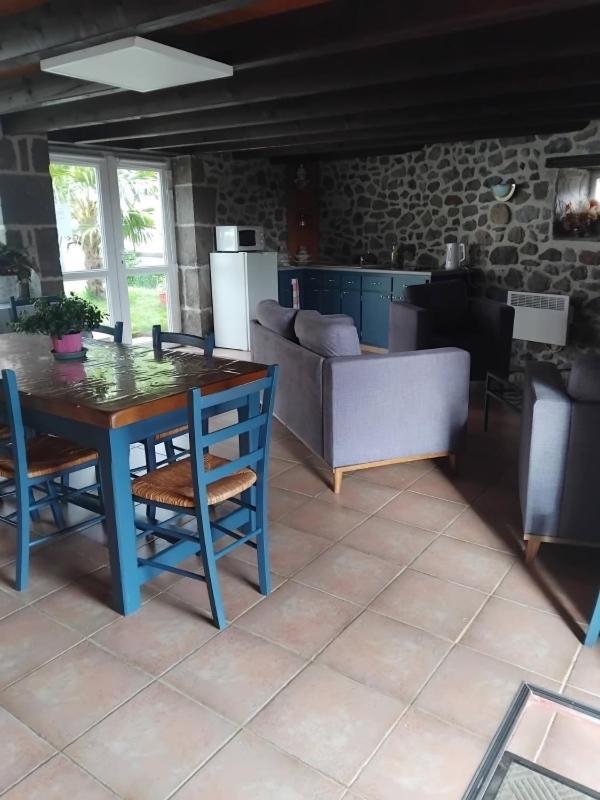 Ferme De Lamourio Saint-Cernin (Cantal) Exterior foto